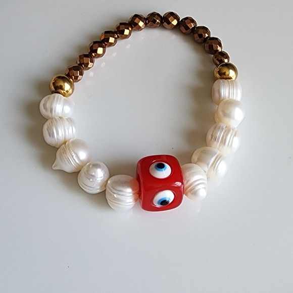 Pearl - Hematite Beaded Bracelet - Picture 4 of 5